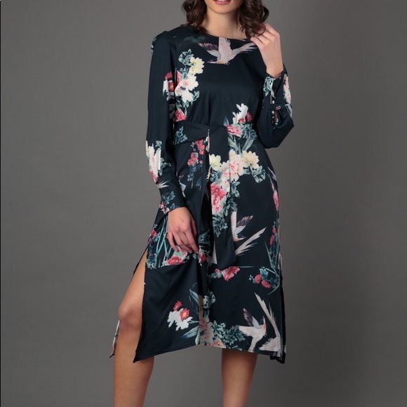 Kimono style wrap dress - Picture 1 of 3